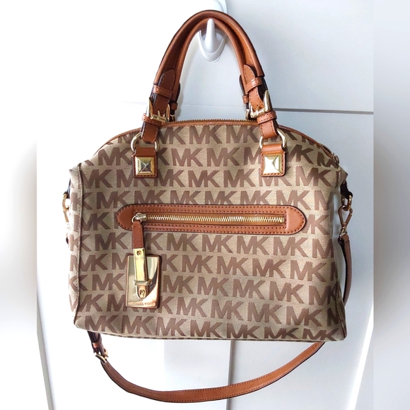 Michael Kors Calista satchel bag - Picture 1 of 16
